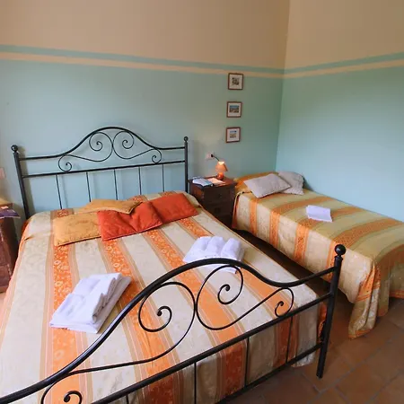 In Marche With Pool And Privacy Apecchio